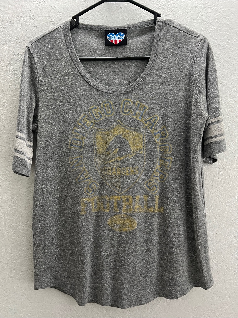 Junk Food Clothing old school San Diego Chargers Football shirt women’s medium